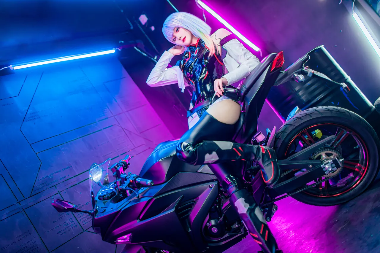 Natsuko夏夏子 - 赛博朋克边缘行者Lucy-erohere3.webp